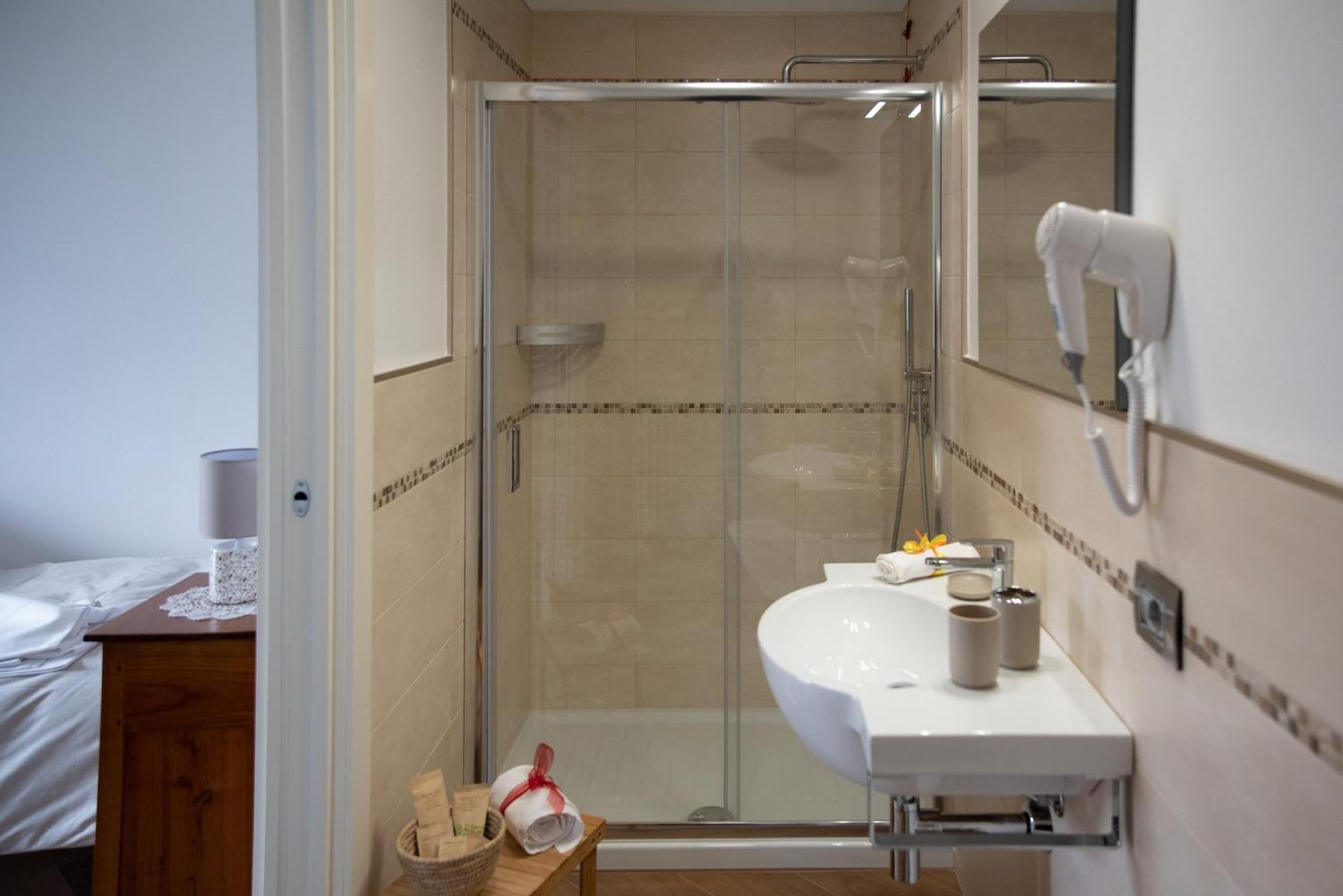 B&B Le Aquane Ono San Pietro Extérieur photo
